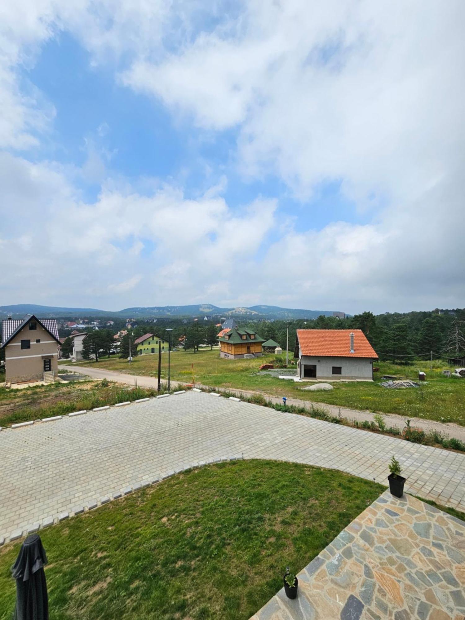 Mandic Apartment